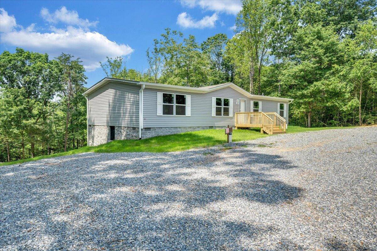 1616 Hickman Road Rocky Mount, VA 24151 - Photo 43 of 80 42-MIB06405