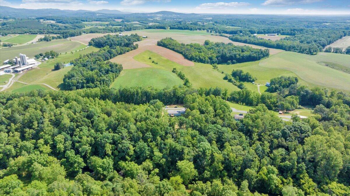 1616 Hickman Road Rocky Mount, VA 24151 - Photo 57 of 80 57-DJI_20250602085448_0016_D_MIB