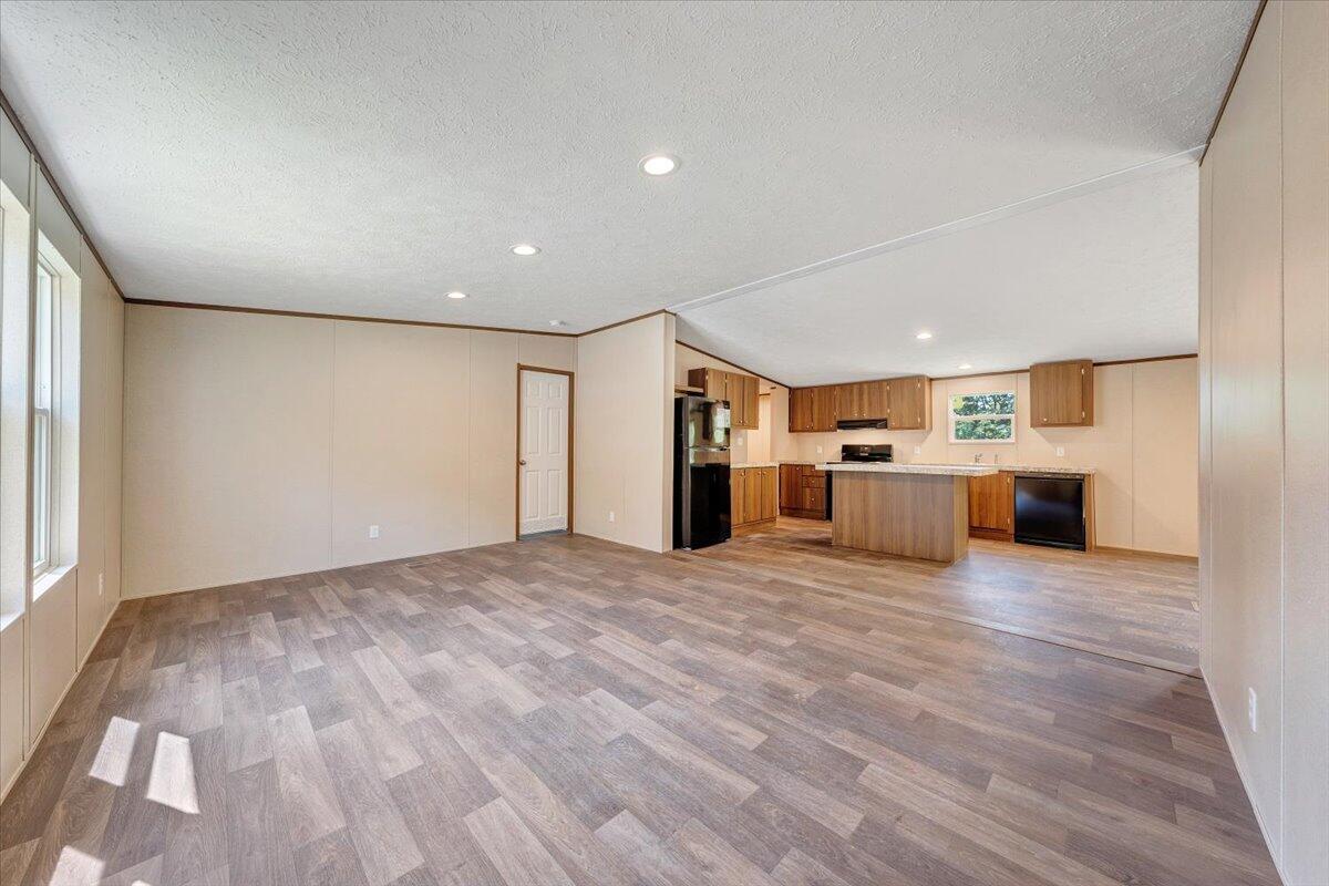 1616 Hickman Road Rocky Mount, VA 24151 - Photo 6 of 80 04-MIB06279