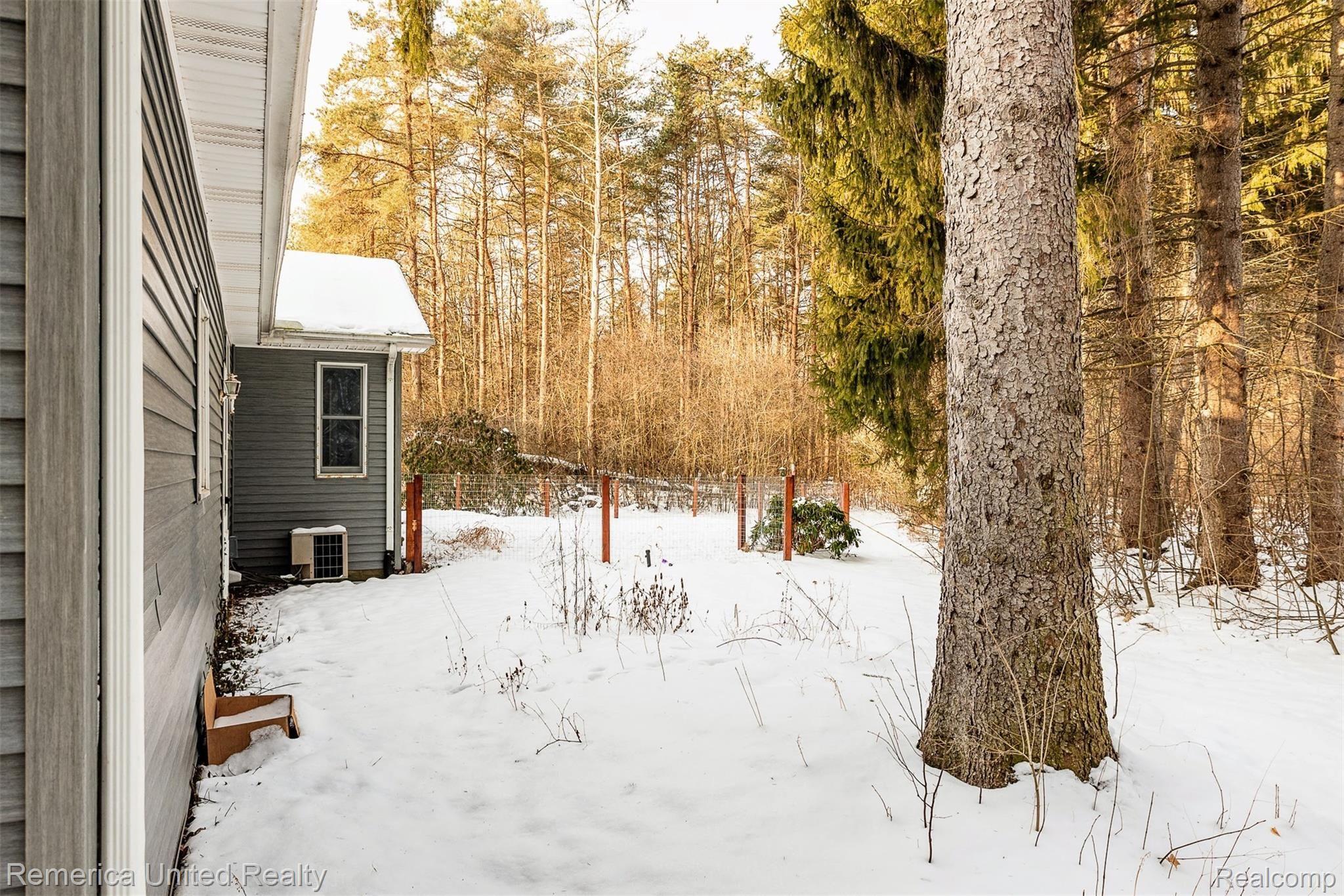15466 Seymour Road Linden, MI 48451 - Photo 17 of 40 DSC_6273.jpg