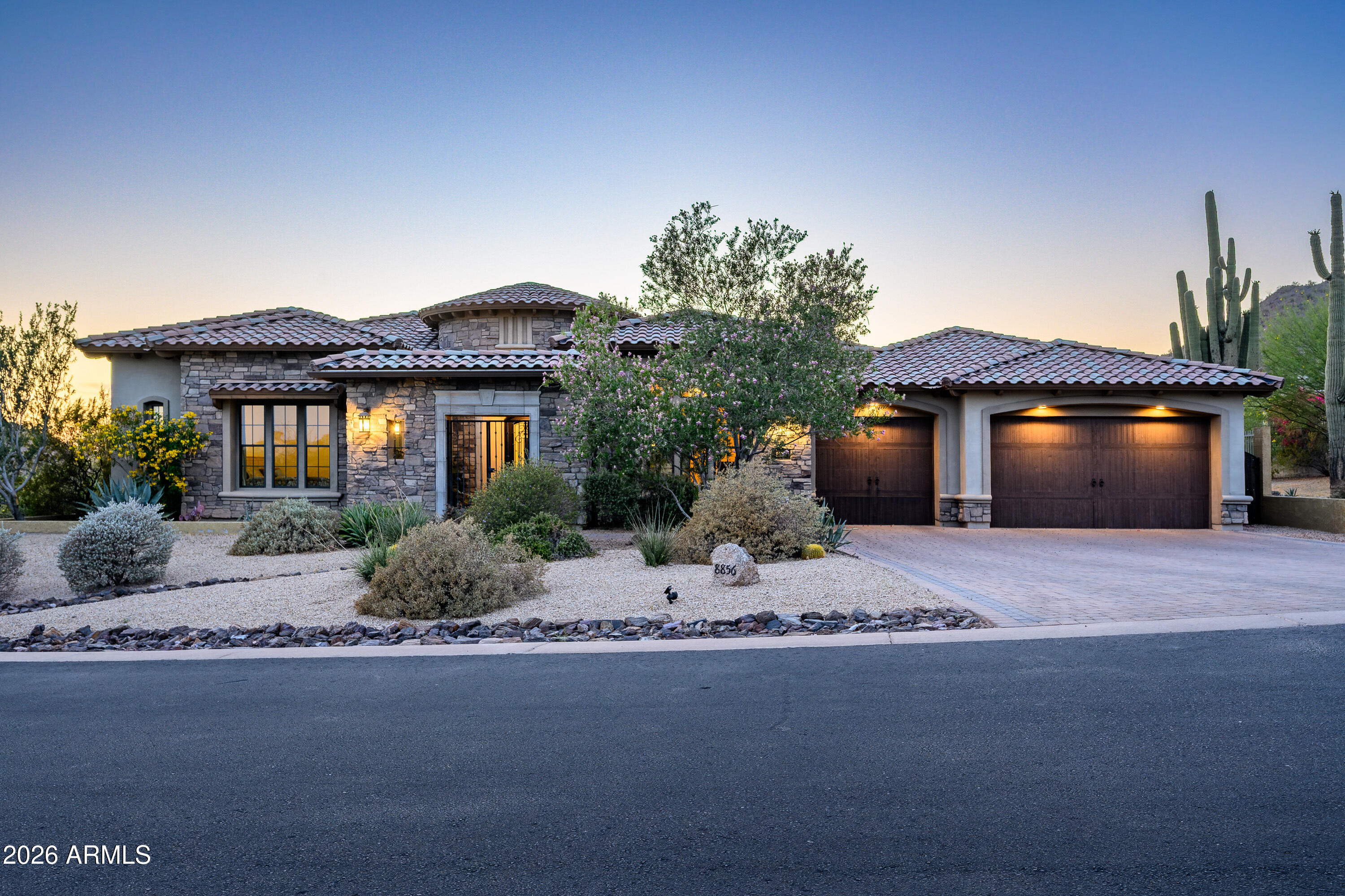 8856 East Rosedale Circle Mesa, AZ 85207 - Photo 2 of 70 DSC_9491-HDR-38