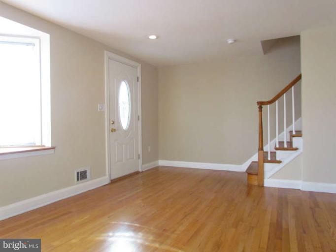 4806 Lindsay Road Baltimore, MD 21229 - Photo 23 of 28 Interior (General)