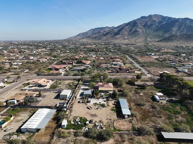 $950,000 | 11810 South 43rd Avenue, Laveen, AZ 85339
