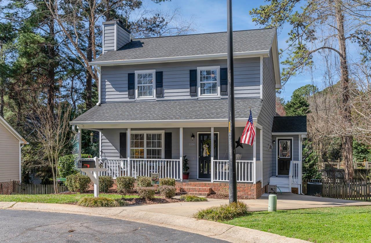 1104 Stoneferry Lane Raleigh, NC 27606 - Photo 4 of 46 Photo 4