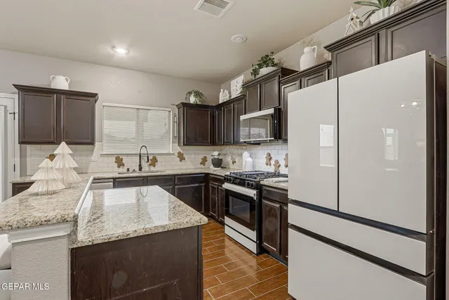 $365,000 | 7637 Red Cedar Drive, El Paso, TX 79911