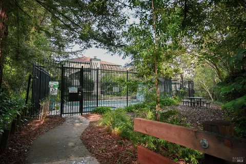 $479,000 | 306 Silvio Lane, Novato, CA 94947