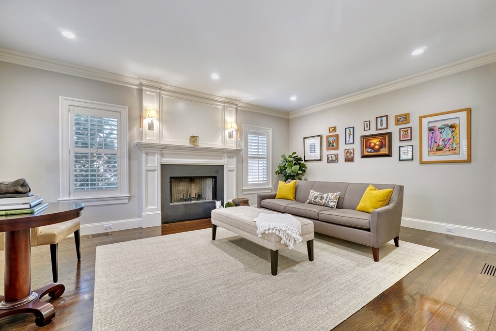 14 Melina Road Newton, MA 02459 - Photo 4 of 42 Gallery Image 4