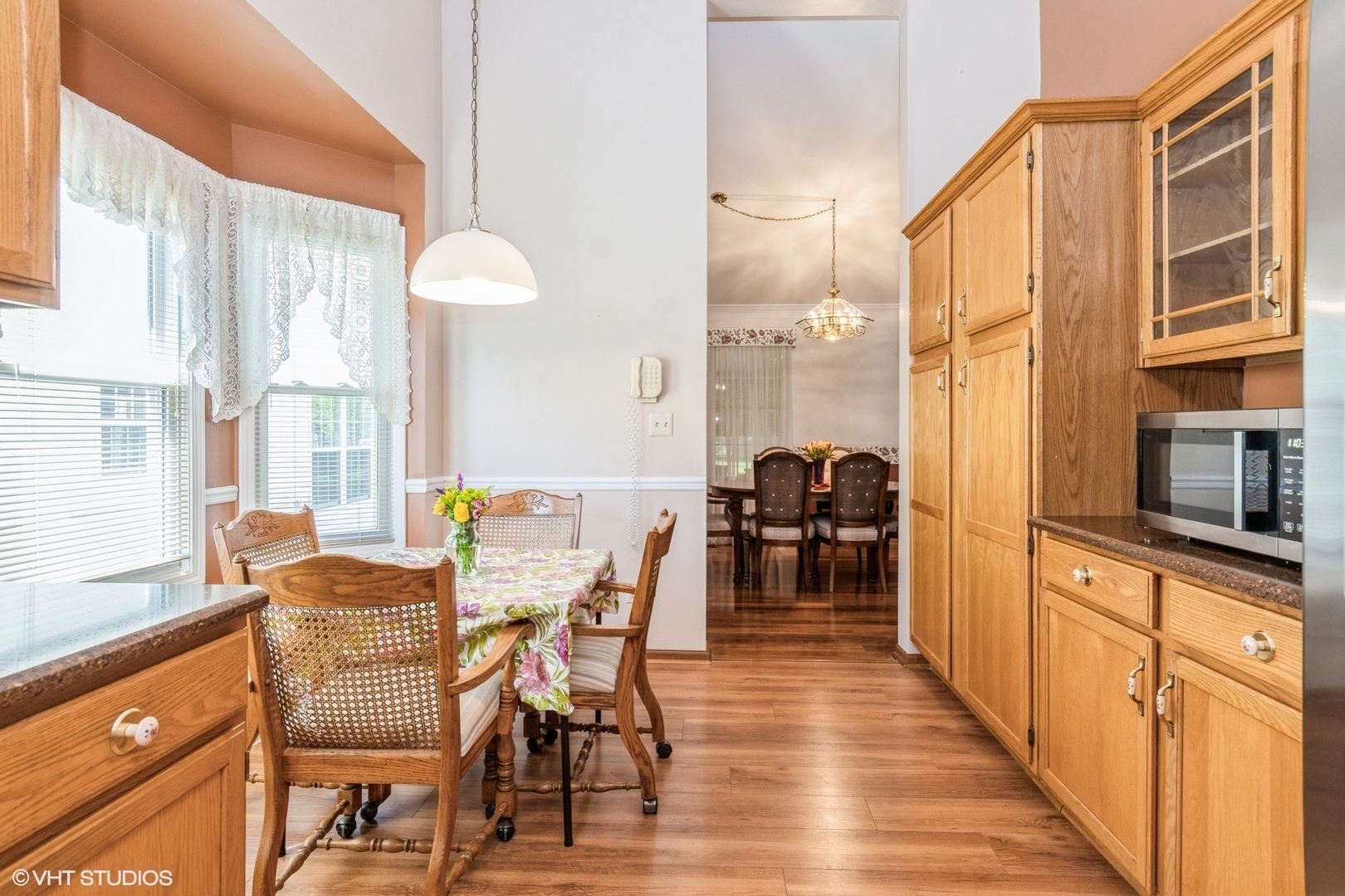 13482 South Silverleaf Road Plainfield, IL 60544 - Photo 4 of 14 Gallery Image 4
