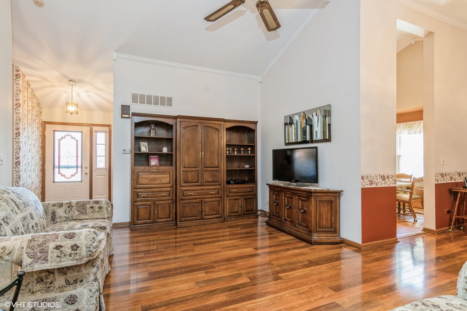 13482 South Silverleaf Road Plainfield, IL 60544 - Photo 6 of 14 Gallery Image 6