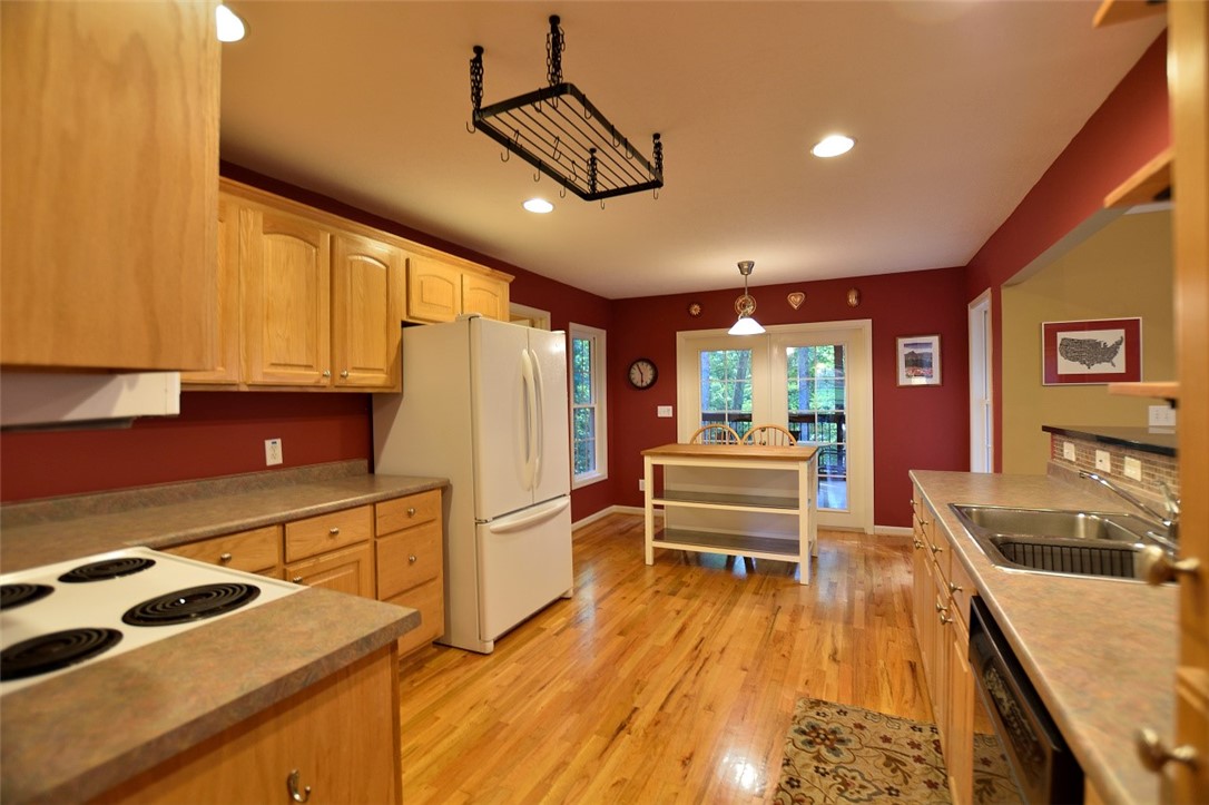 15023 Beacon Ridge Drive Seneca, SC 29678 - Photo 14 of 38 Gallery Image 14