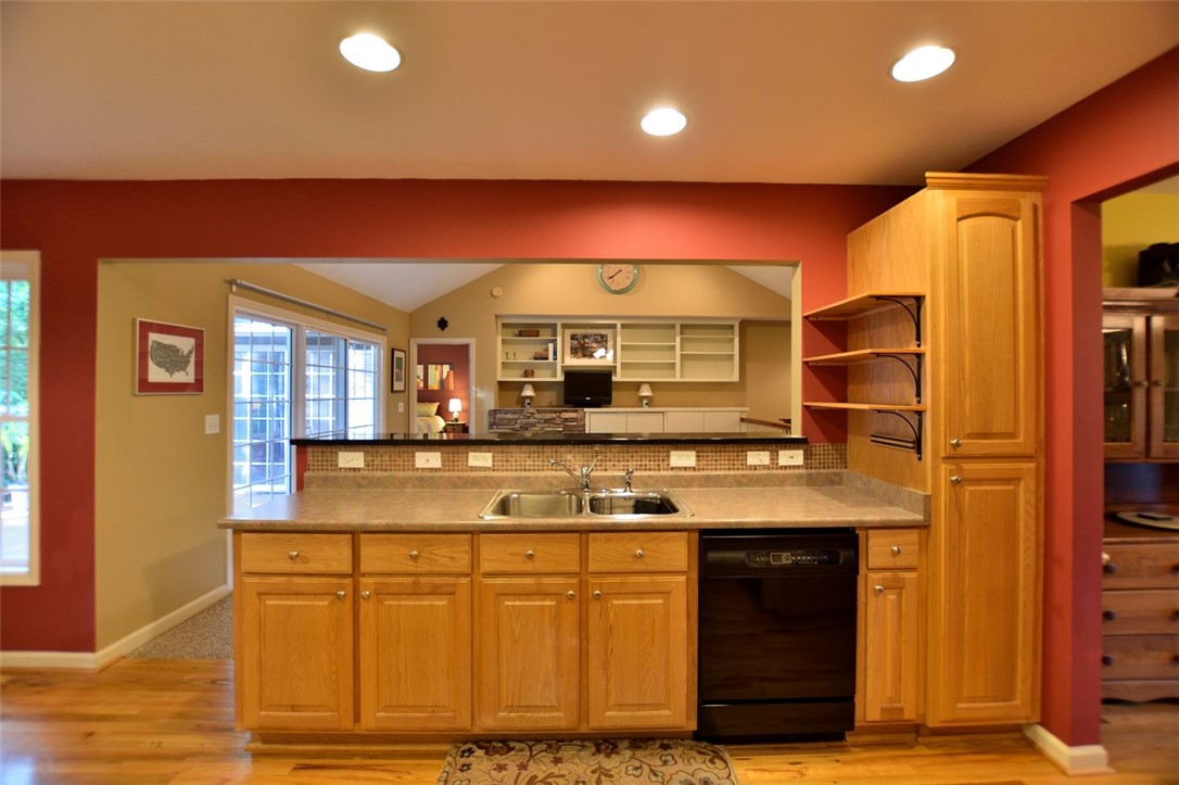 15023 Beacon Ridge Drive Seneca, SC 29678 - Photo 17 of 38 Gallery Image 17