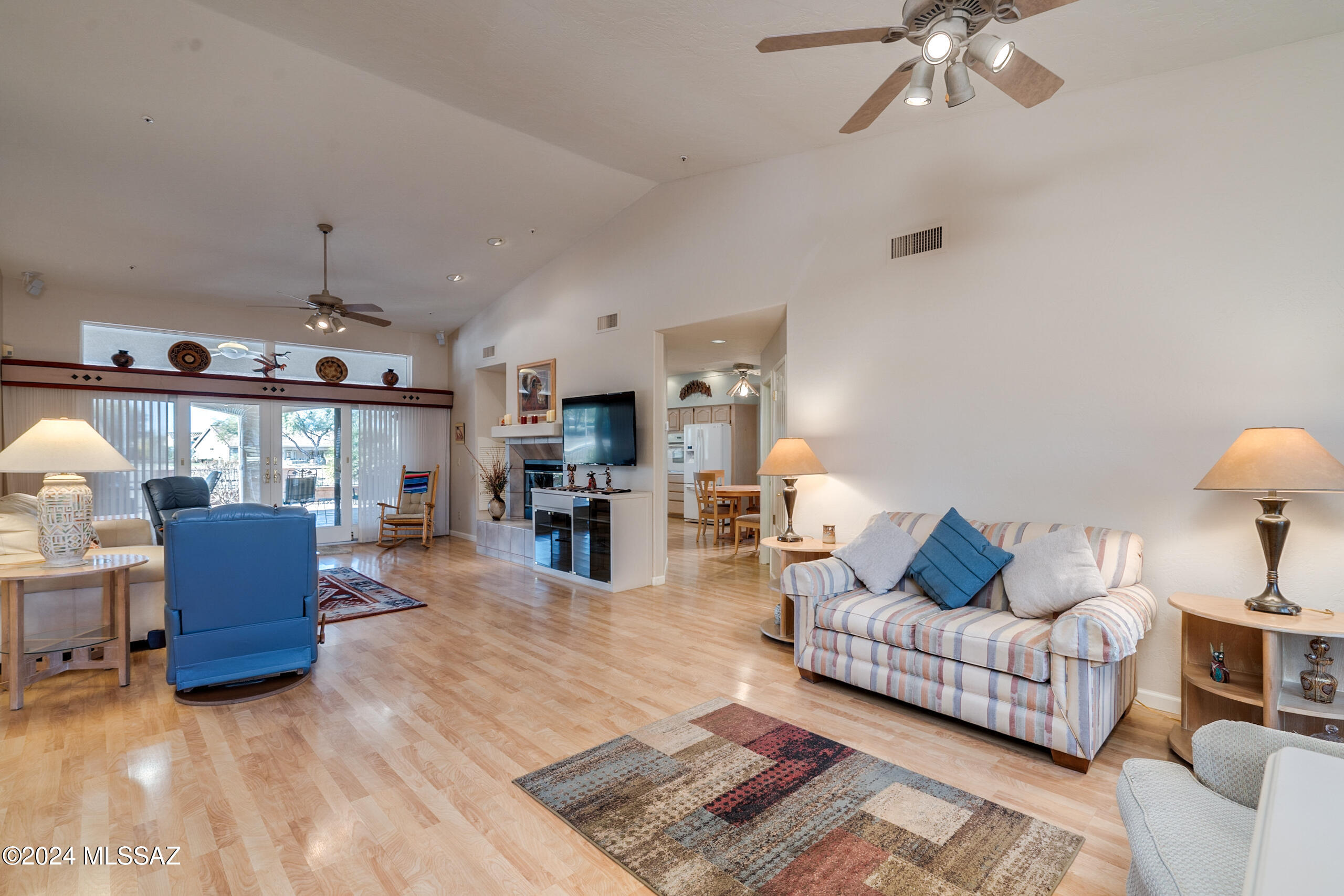 1471 North Bank Swallow Road Green Valley, AZ 85614 - Photo 7 of 50 Gallery Image 7