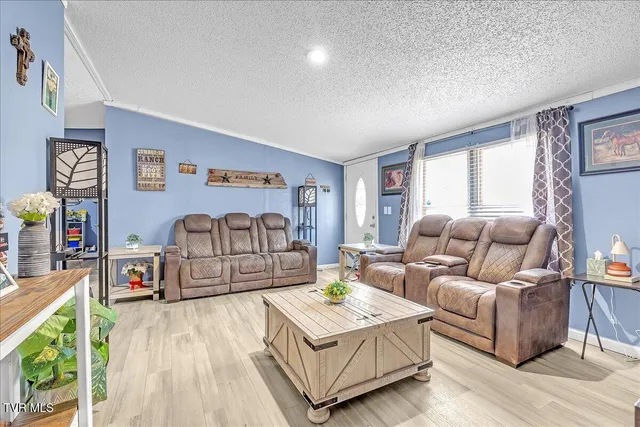 $175,000 | 250 Horseshoe Bend Road, Rogersville, TN 37857