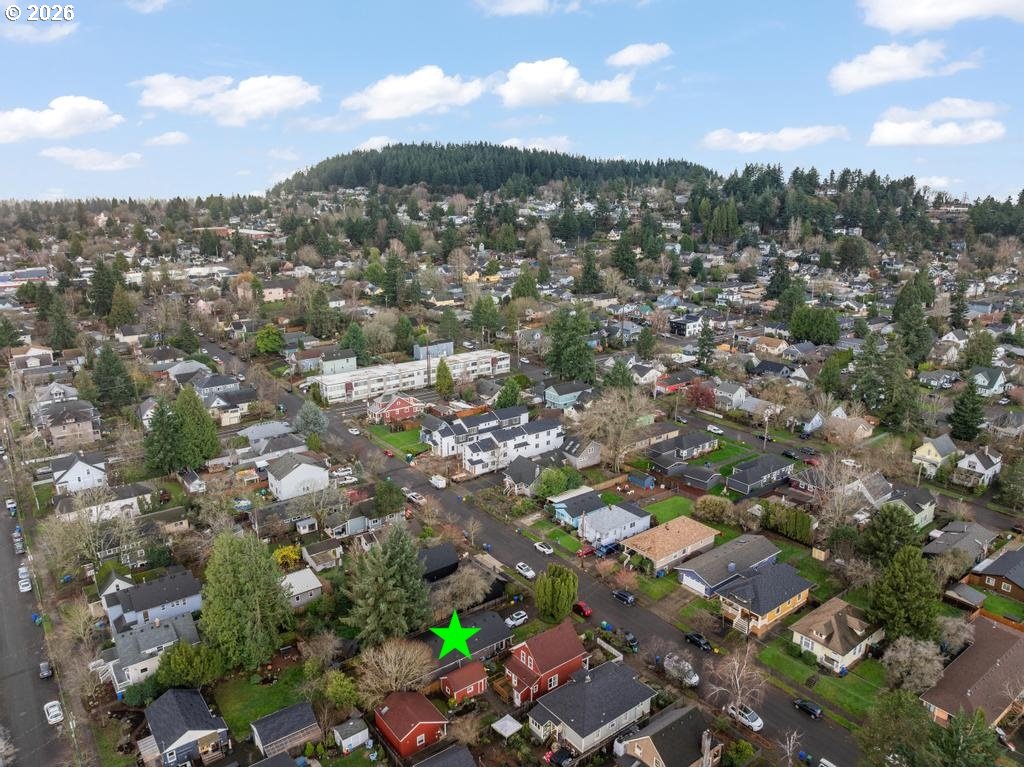 132 Northeast 78th Avenue Portland, OR 97213 - Photo 12 of 15