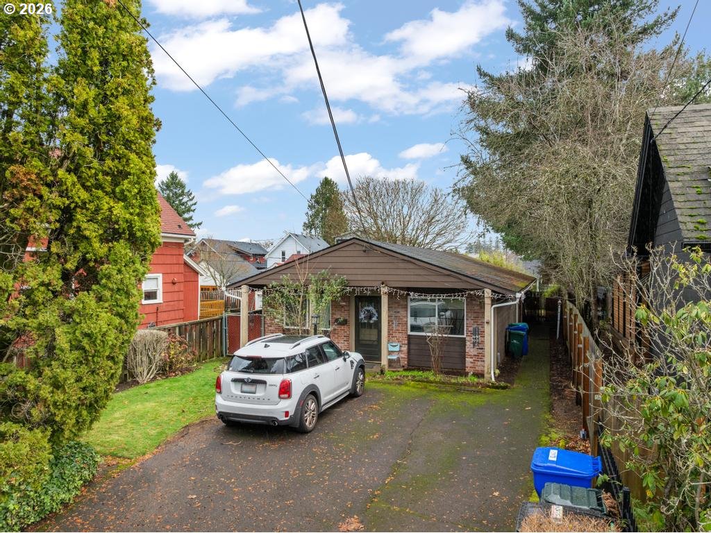 132 Northeast 78th Avenue Portland, OR 97213 - Photo 5 of 15