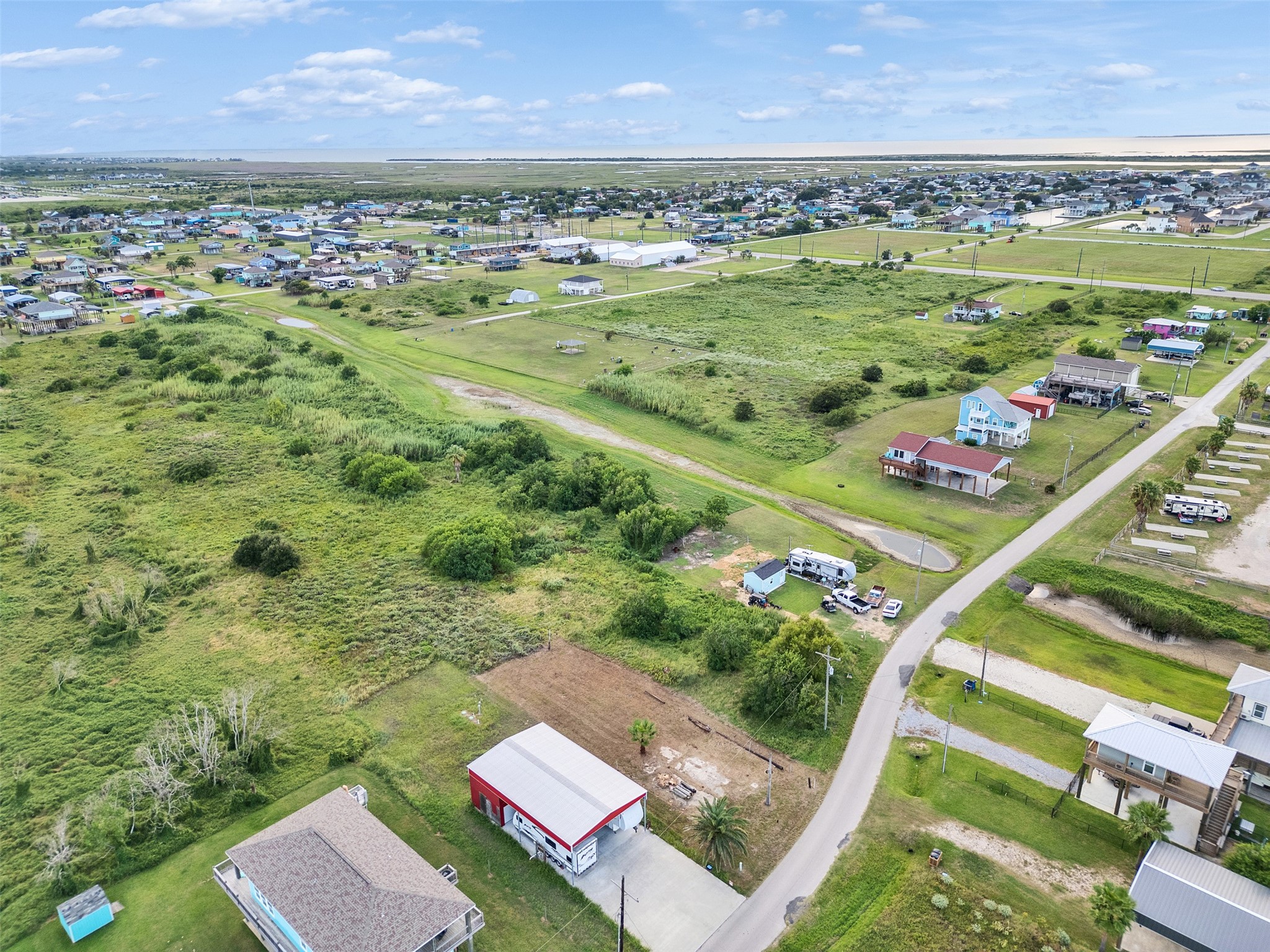 969 Sea Spray Drive Crystal Beach, TX 77650 - Photo 4 of 8