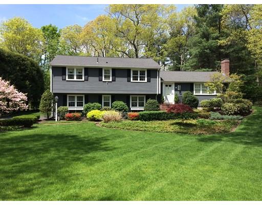 4 Mast Hill Road Hingham, MA 02043 - Photo 1 of 27 Gallery Image 1