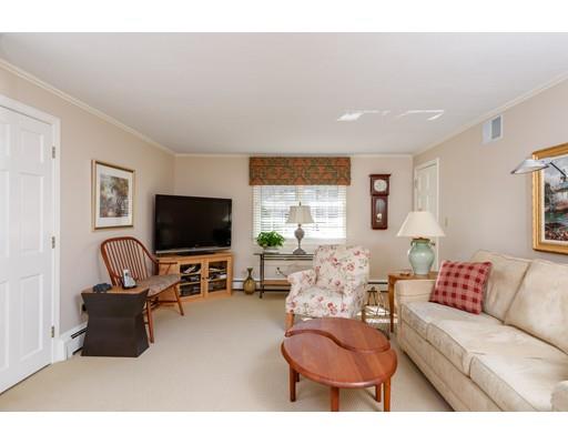 4 Mast Hill Road Hingham, MA 02043 - Photo 13 of 27 Gallery Image 13