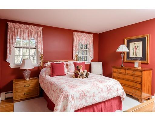4 Mast Hill Road Hingham, MA 02043 - Photo 15 of 27 Gallery Image 15