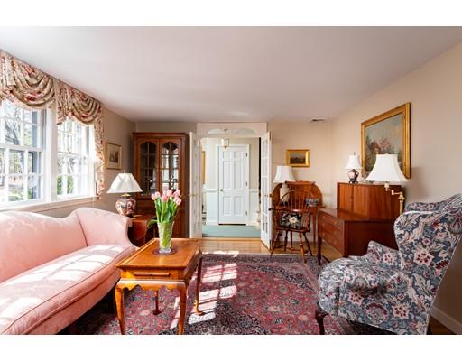 4 Mast Hill Road Hingham, MA 02043 - Photo 6 of 27 Gallery Image 6