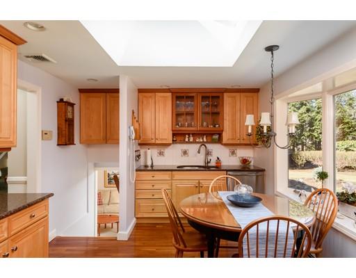 4 Mast Hill Road Hingham, MA 02043 - Photo 9 of 27 Gallery Image 9