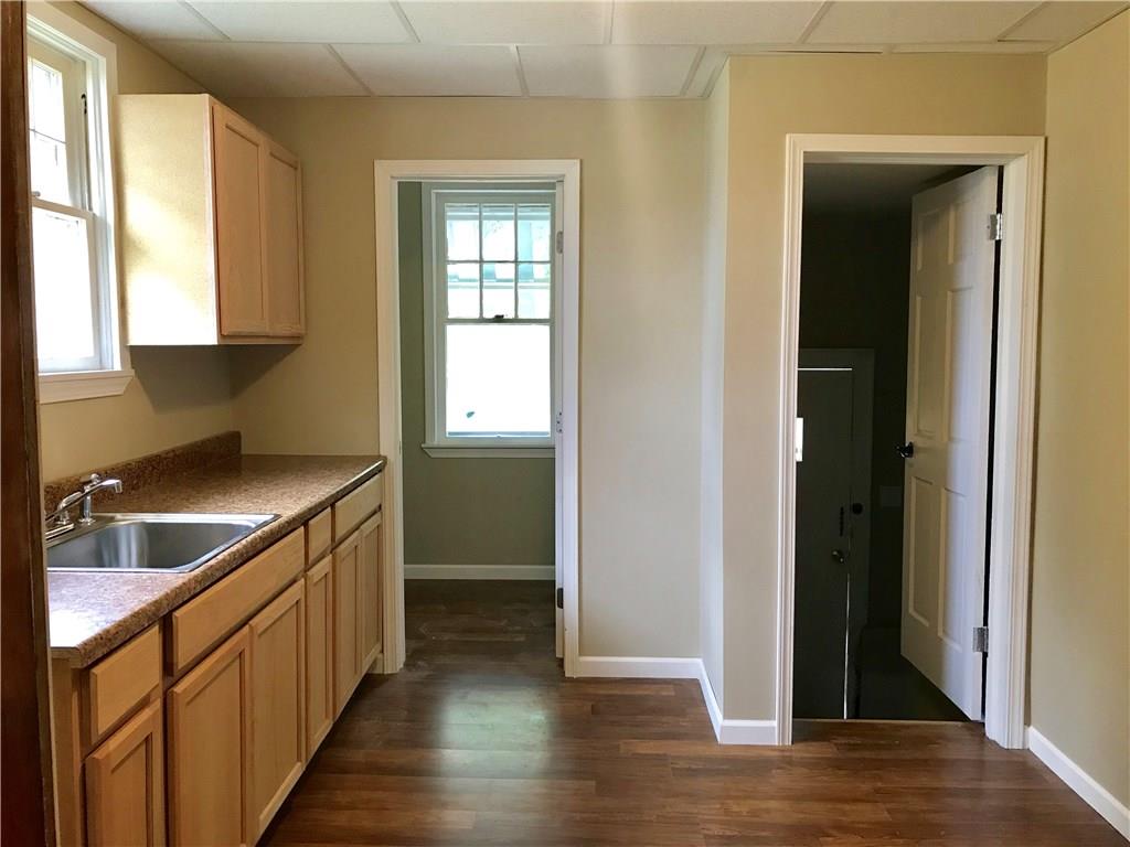 2415 Old Pittsburgh Road New Castle, PA 16101 - Photo 5 of 14 Gallery Image 5