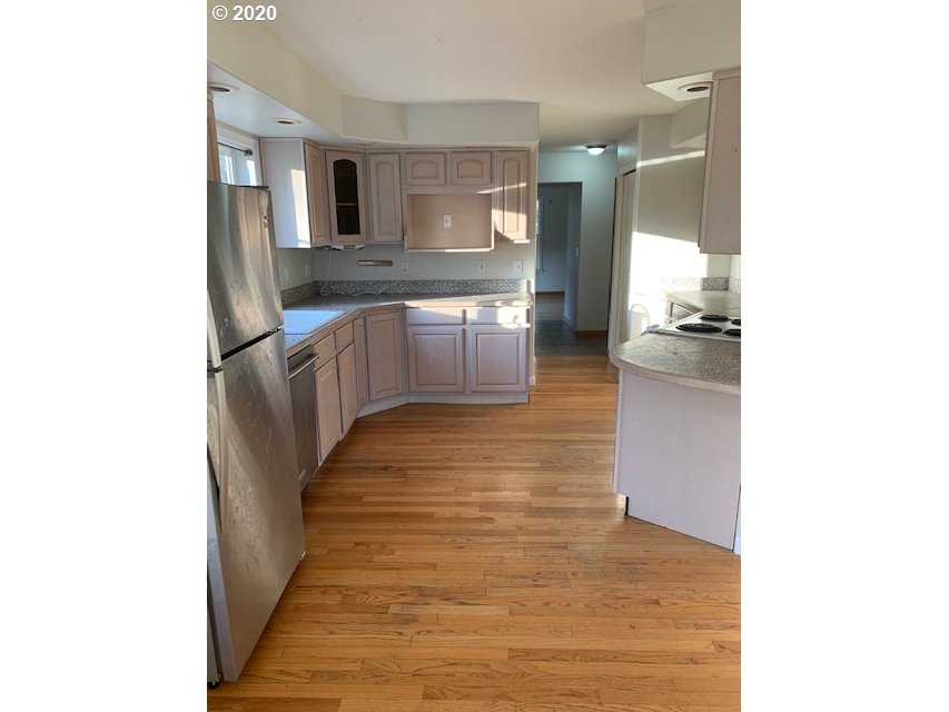 1220 North River Road Cottage Grove, OR 97424 - Photo 14 of 30 Gallery Image 14