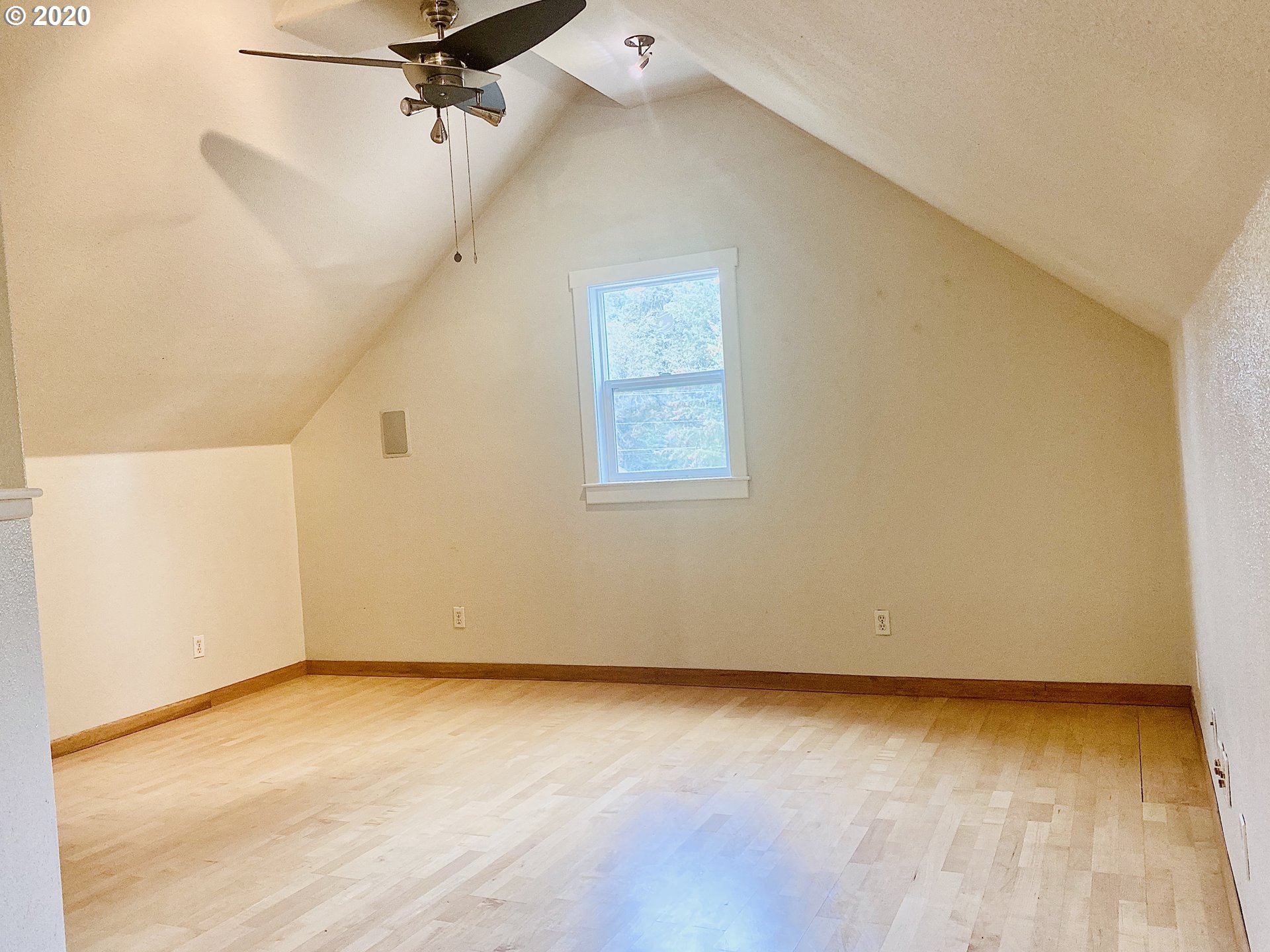 1220 North River Road Cottage Grove, OR 97424 - Photo 29 of 30 Gallery Image 29