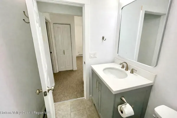 $1,950 | 97 West Bridge Street, Unit A, Saugerties, NY 12477