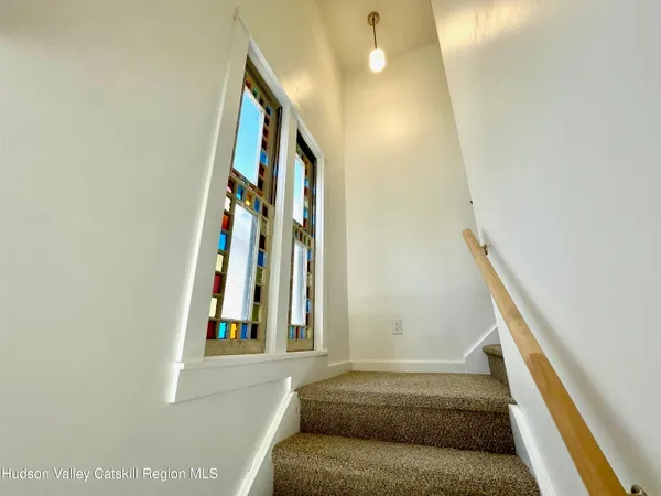 $1,950 | 97 West Bridge Street, Unit A, Saugerties, NY 12477