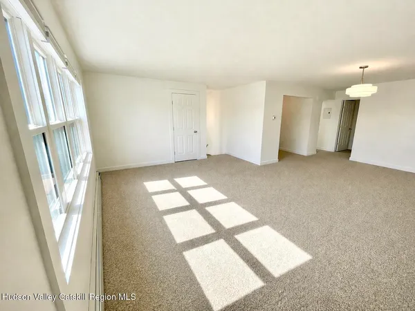 $1,950 | 97 West Bridge Street, Unit A, Saugerties, NY 12477