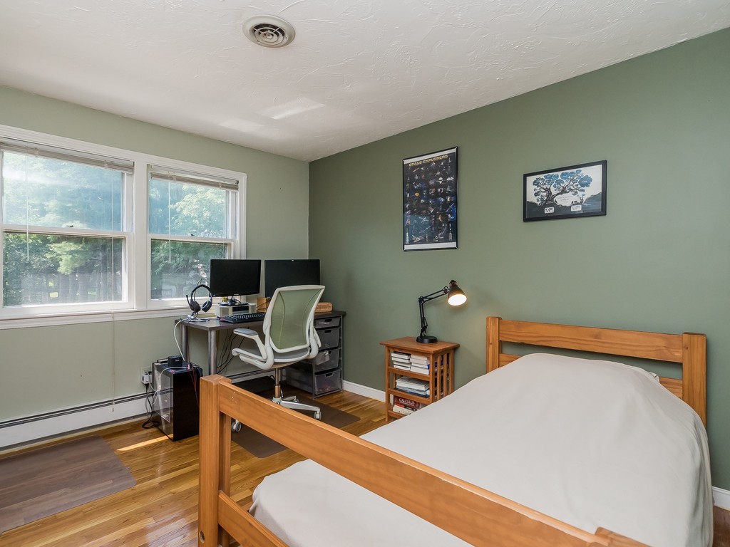 25 Pinewood Road Wellesley, MA 02482 - Photo 14 of 28 Gallery Image 14