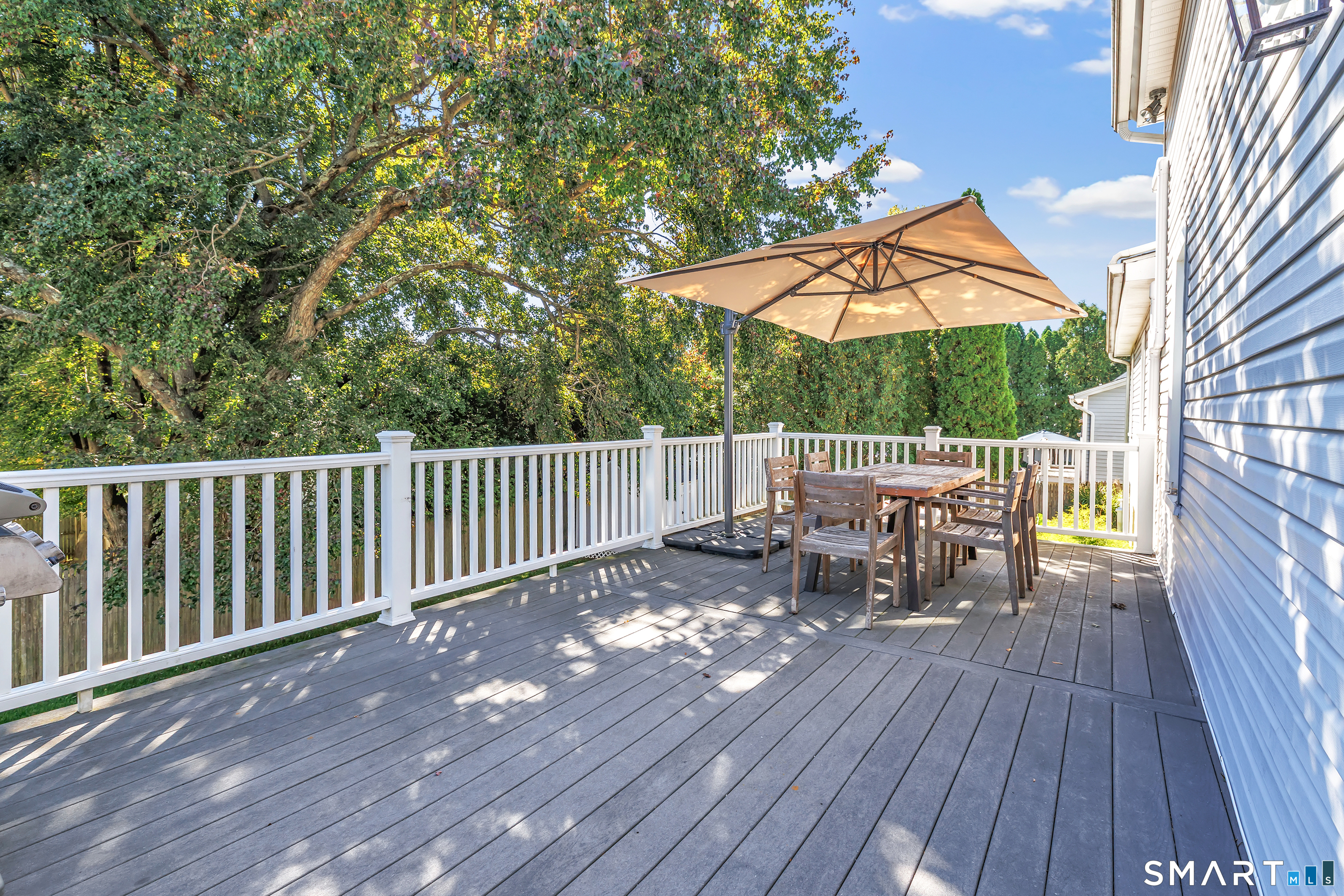 113 Old Stratfield Road Fairfield, CT 06825 - Photo 28 of 35 Gallery Image 28