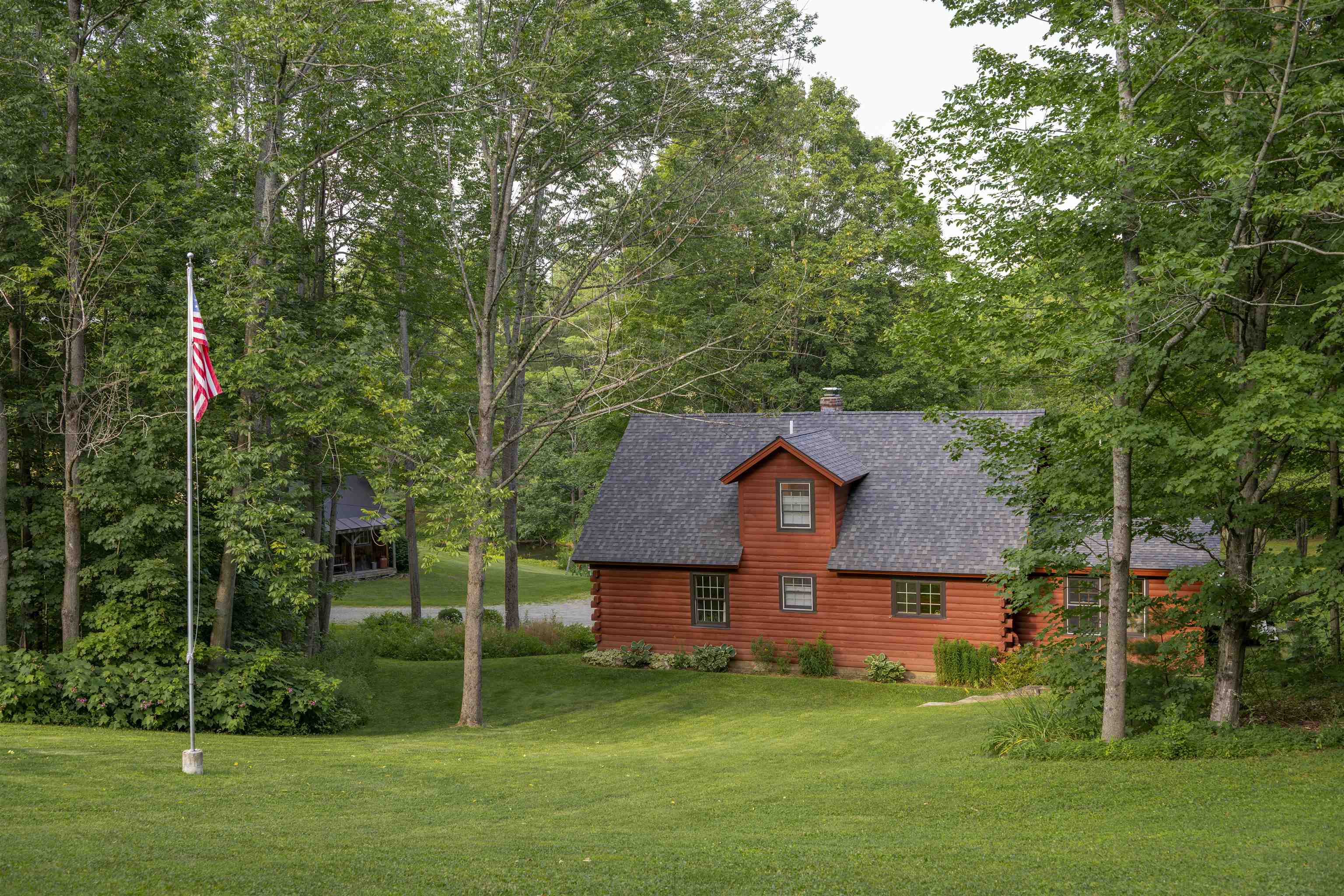 12 Short Road Hartland, VT 05048 - Photo 4 of 43 Gallery Image 4