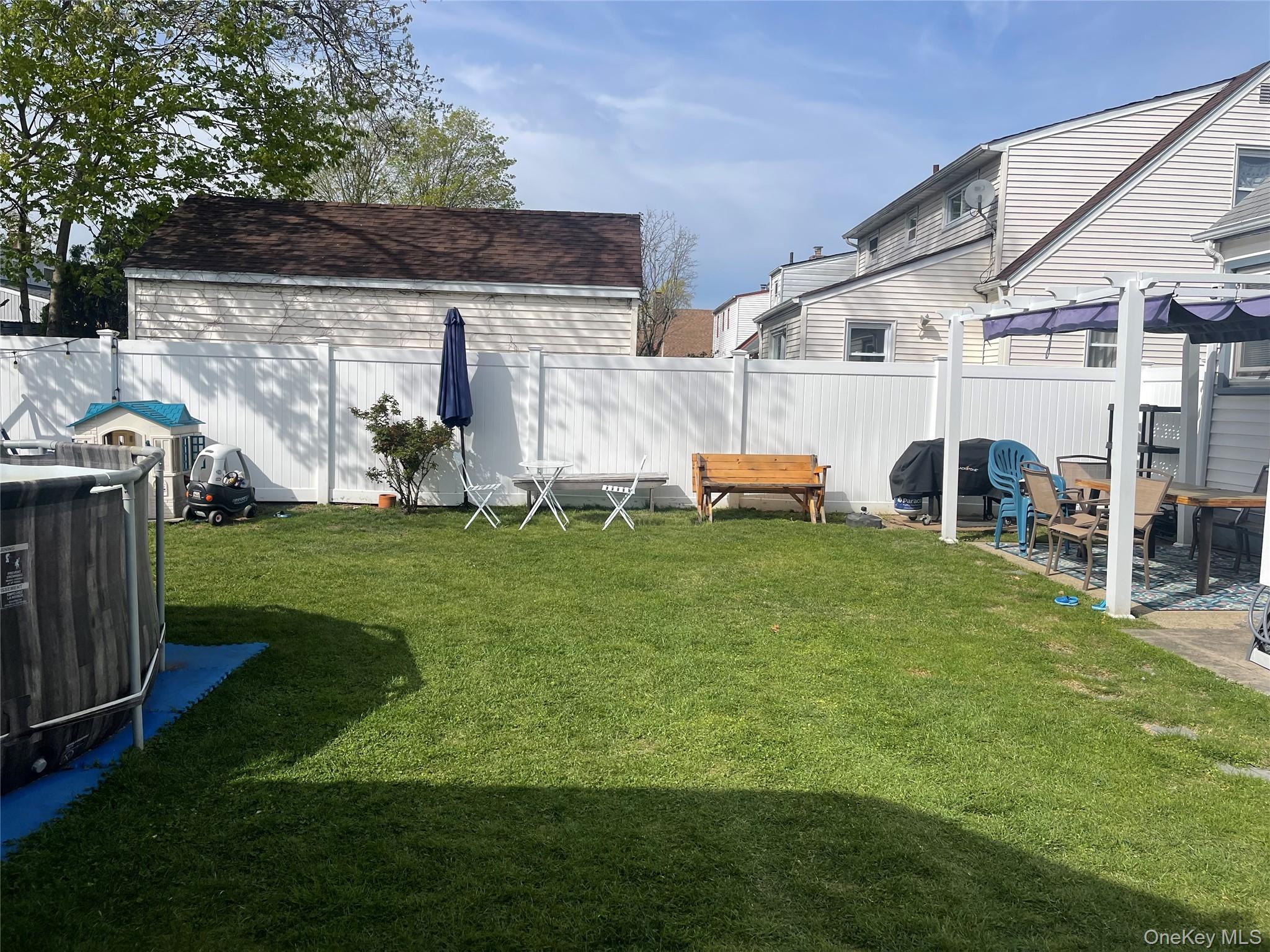 81 Todd Road Valley Stream, NY 11580 - Photo 4 of 4