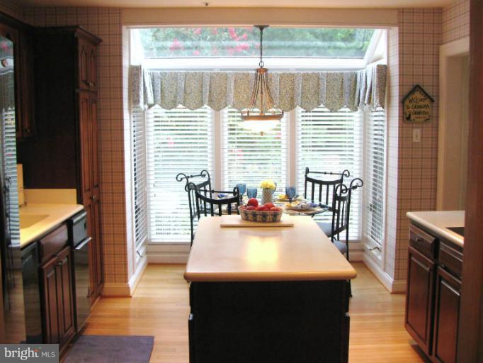 11821 Bishops Content Road Bowie, MD 20721 - Photo 3 of 27 Kitchen