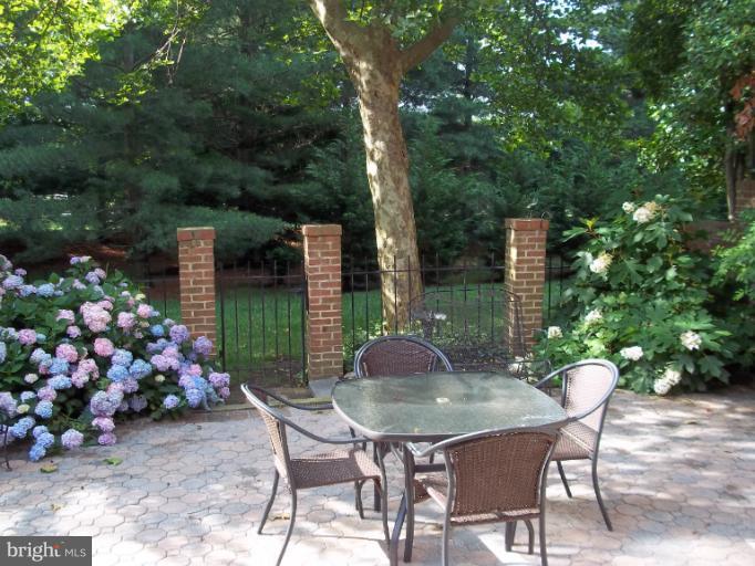 11821 Bishops Content Road Bowie, MD 20721 - Photo 23 of 27 Exterior (Rear)