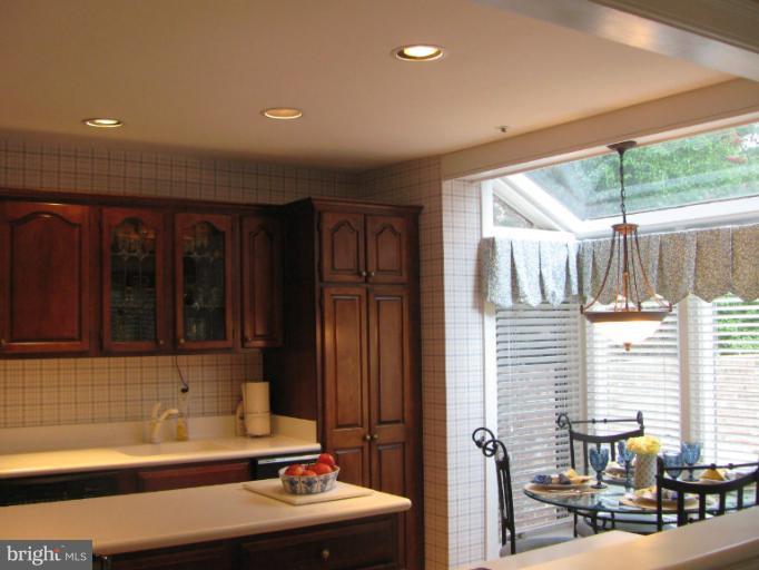 11821 Bishops Content Road Bowie, MD 20721 - Photo 7 of 27 Kitchen