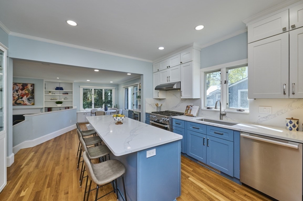 16 Harrison Street Newton, MA 02461 - Photo 7 of 40