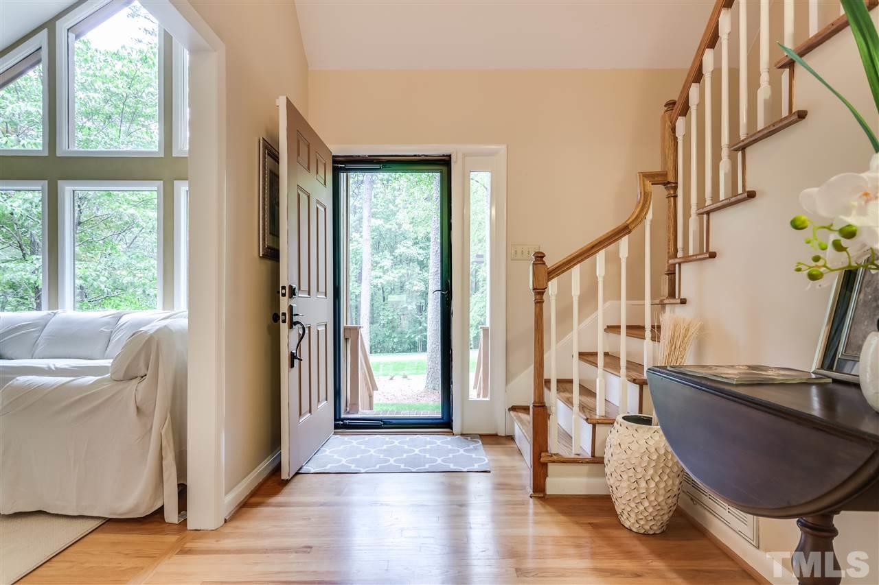 8833 Woodyhill Road Raleigh, NC 27613 - Photo 7 of 25