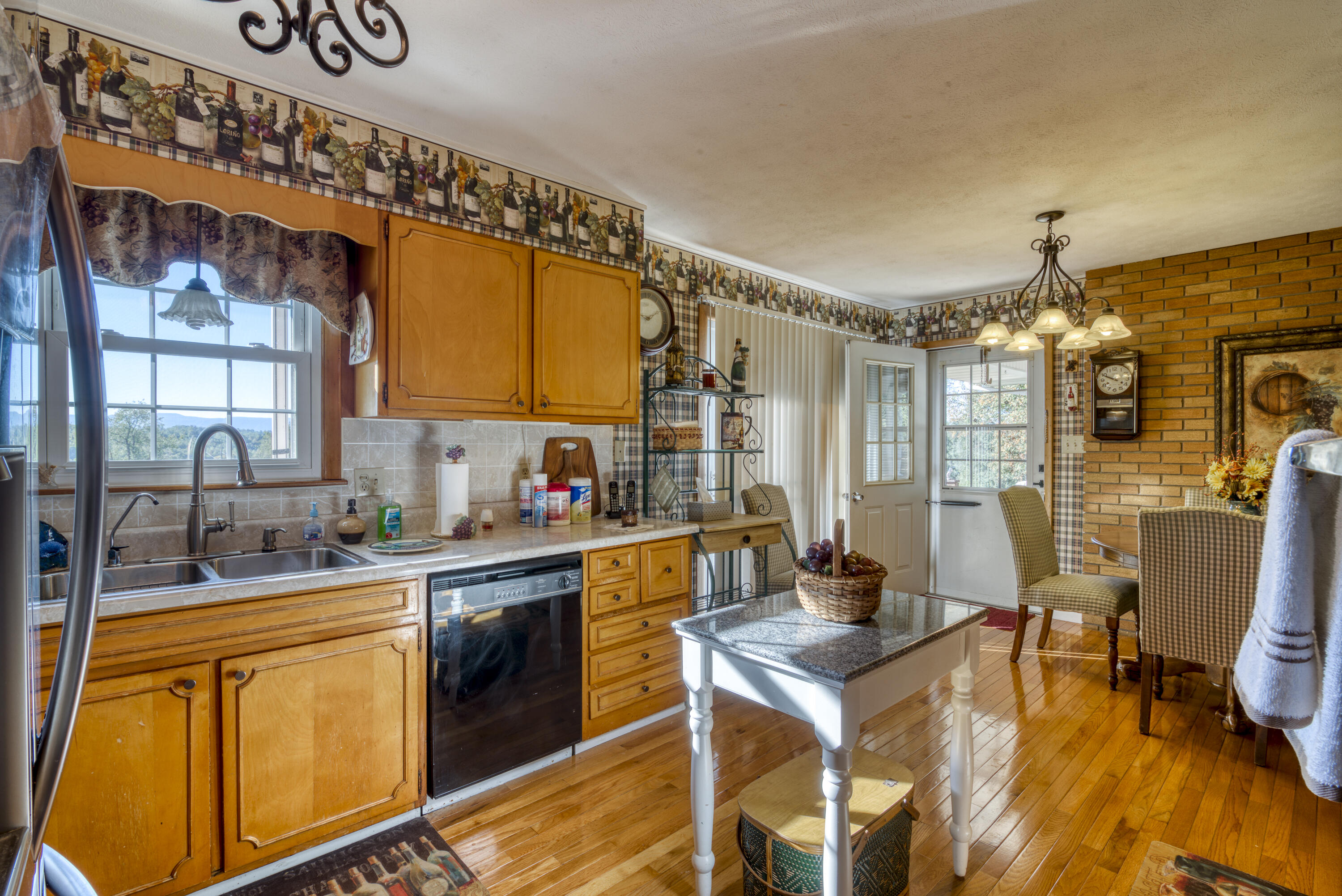 280 Chester Hill Road Bristol, VA 24201 - Photo 16 of 31 280-Chester-Hills-Bristol-VA Highlands-R