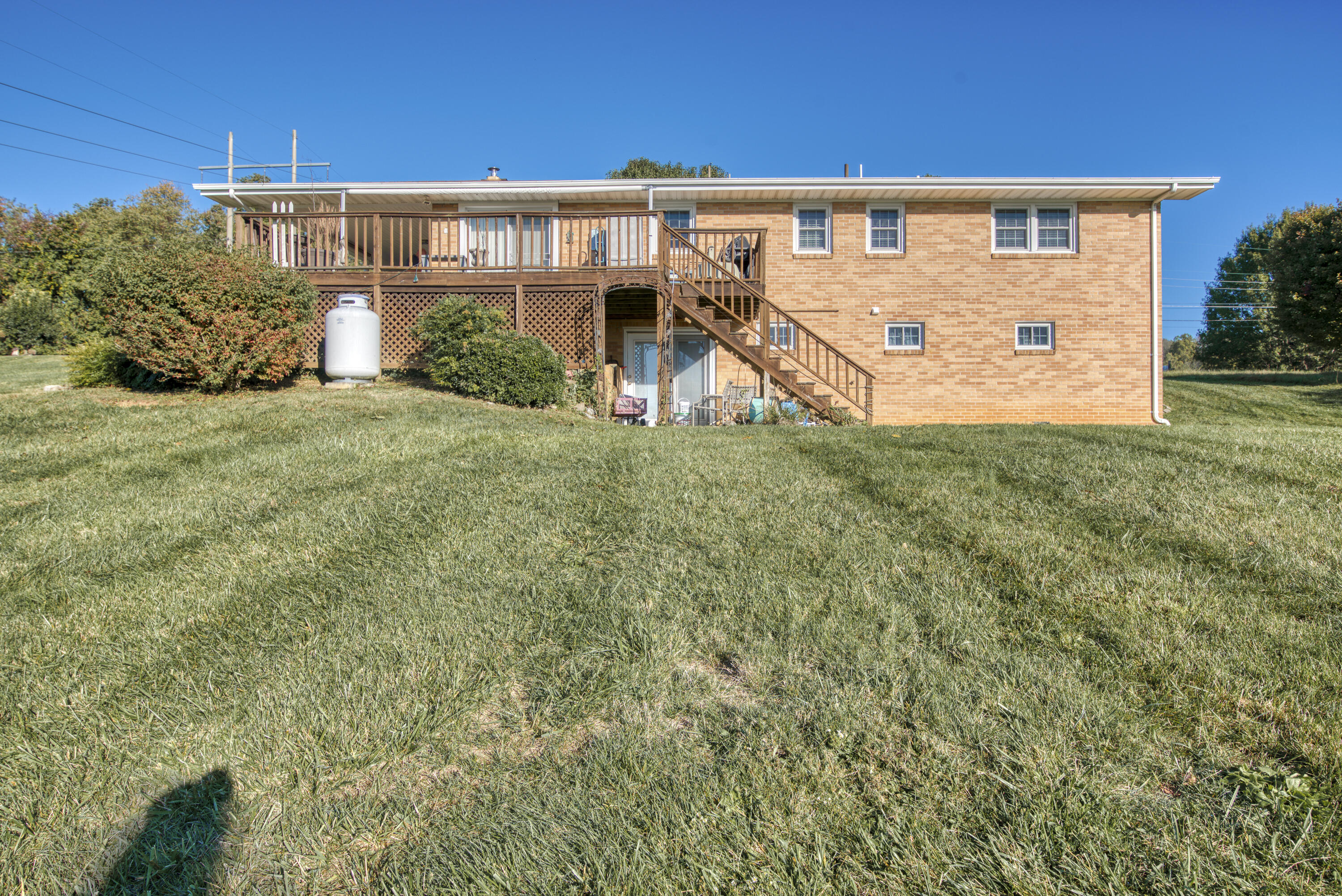 280 Chester Hill Road Bristol, VA 24201 - Photo 6 of 31 280-Chester-Hills-Bristol-VA Highlands-R