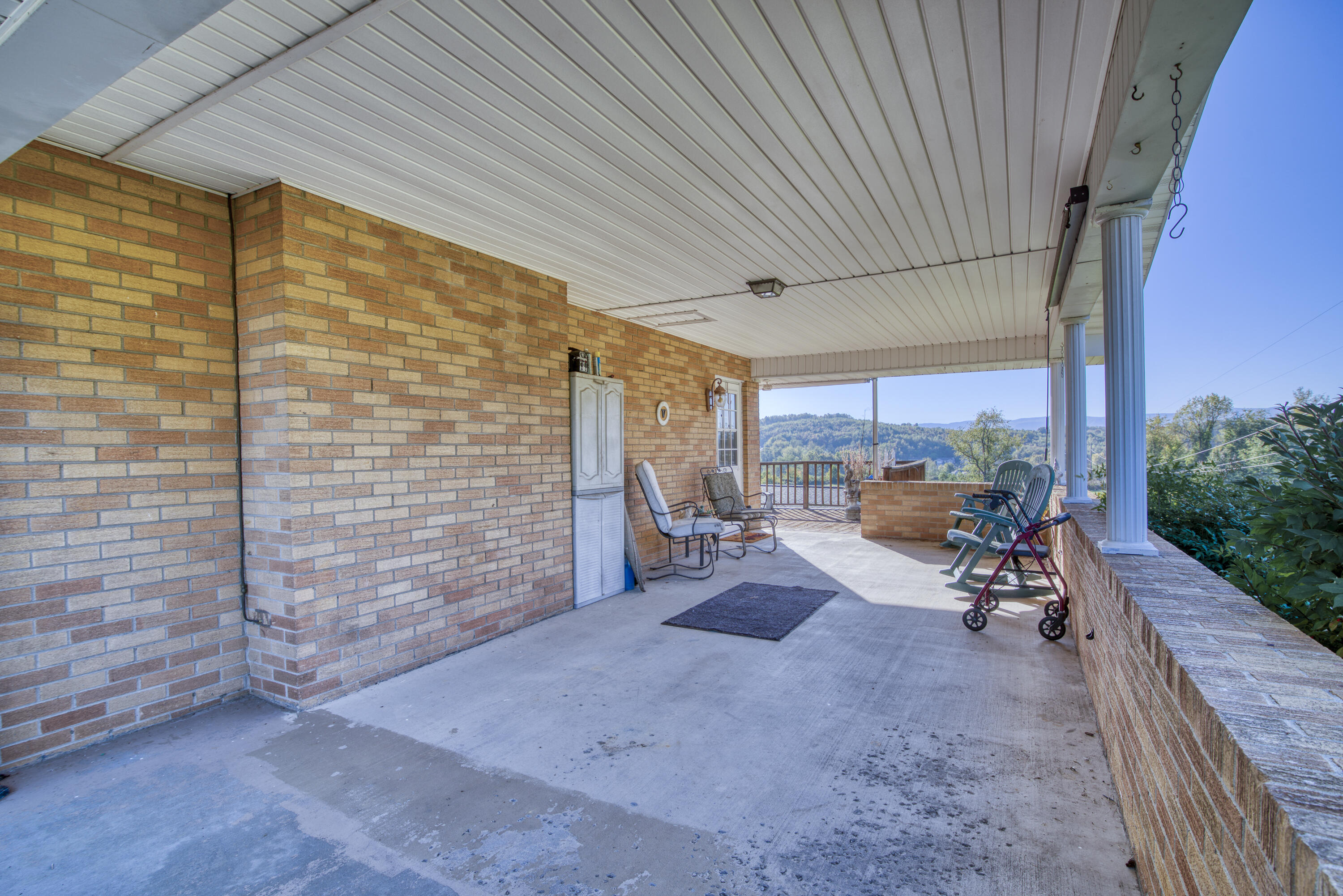 280 Chester Hill Road Bristol, VA 24201 - Photo 9 of 31 280-Chester-Hills-Bristol-VA Highlands-R