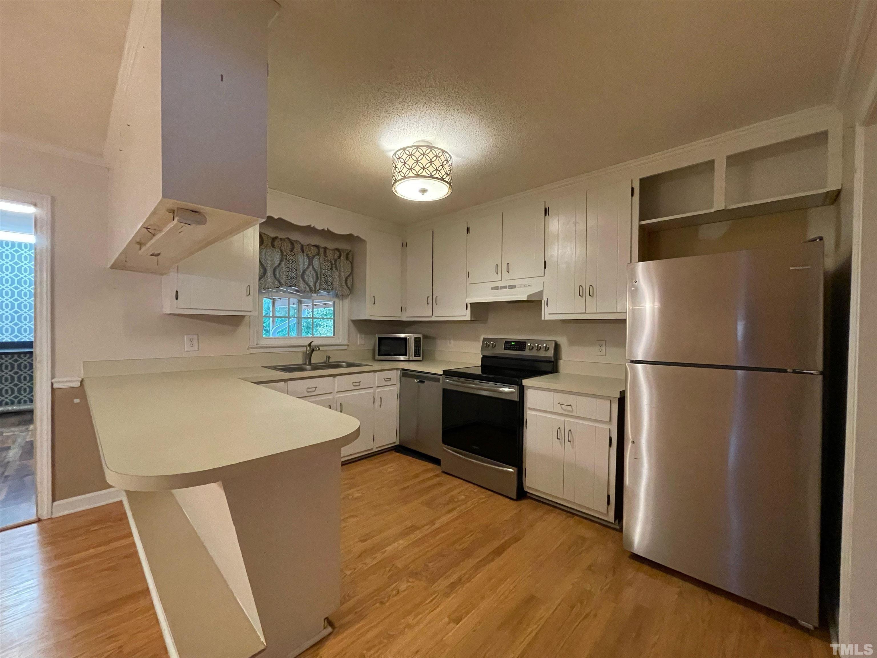 2920 Hamlin Road Durham, NC 27704 - Photo 3 of 34 Gallery Image 3