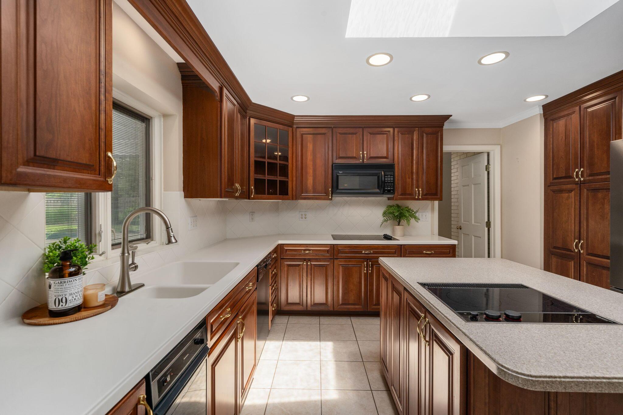 2869 North Star Road Columbus, OH 43221 - Photo 14 of 86 Gallery Image 14