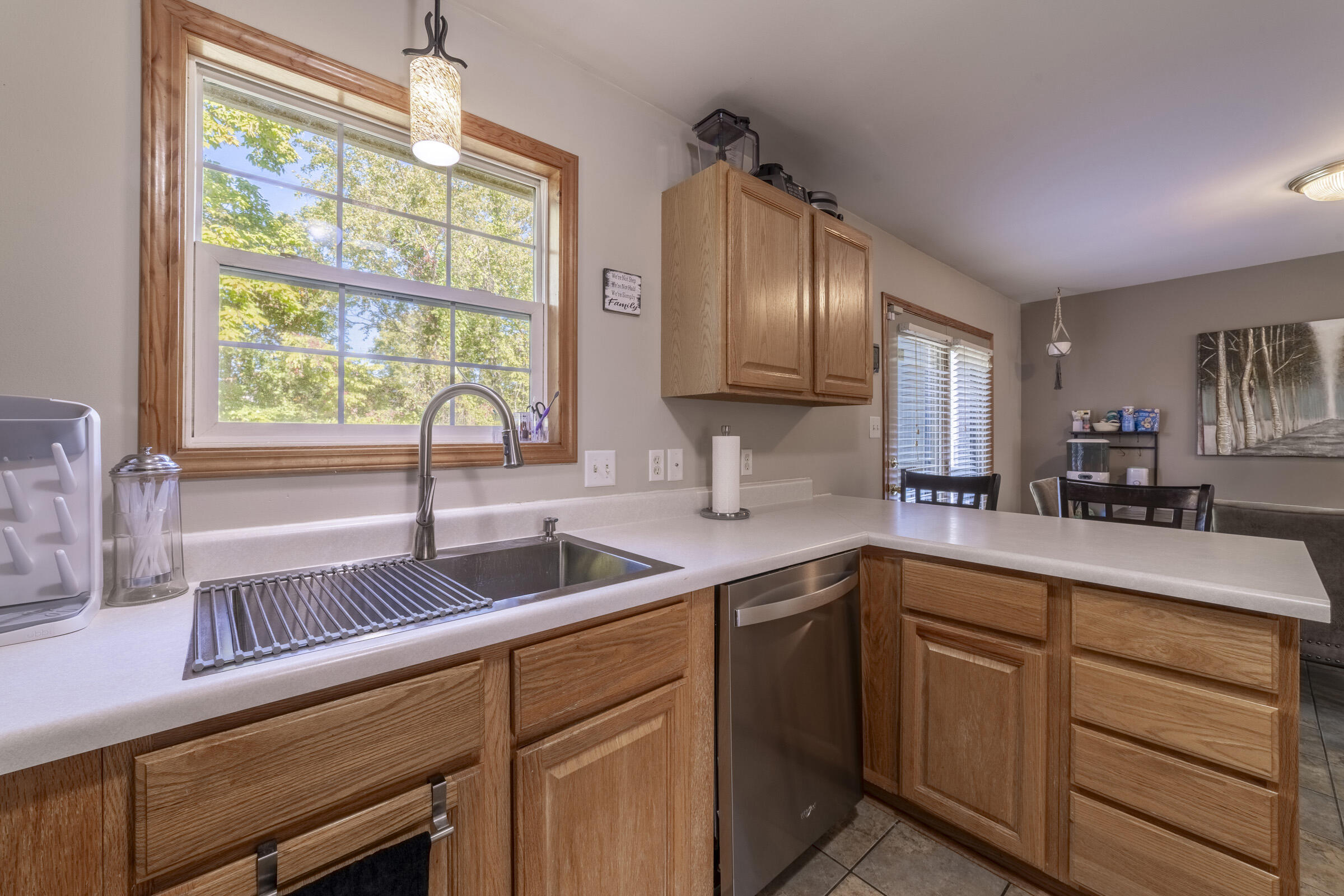915 Quail Ridge Drive Porter, IN 46304 - Photo 10 of 31 2400x1601