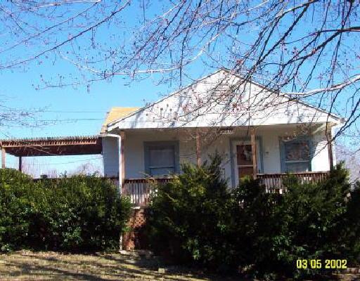 3880 Bandy Road Roanoke, VA 24014 - Photo 1 of 1 a view of a house with a tree