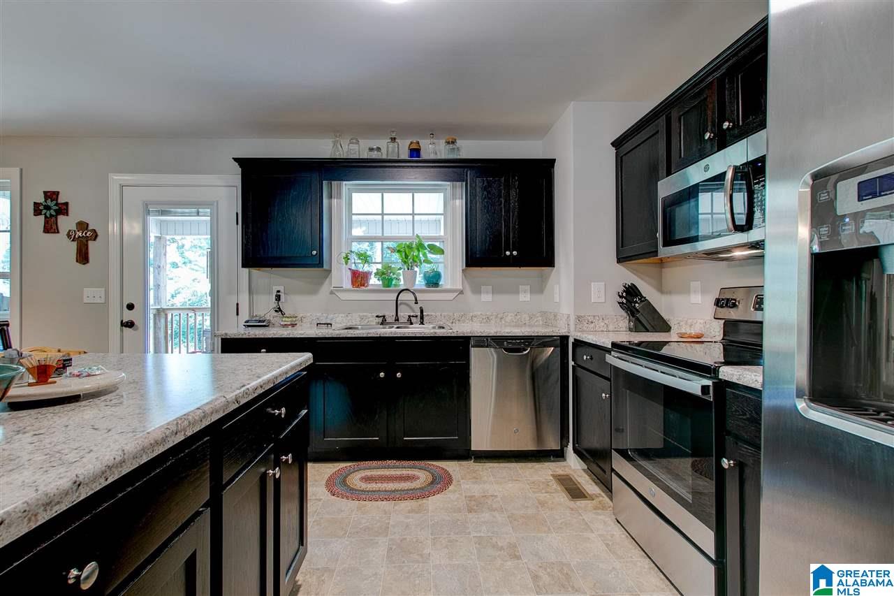 996 Lanningham Road Cleveland, AL 35049 - Photo 8 of 22