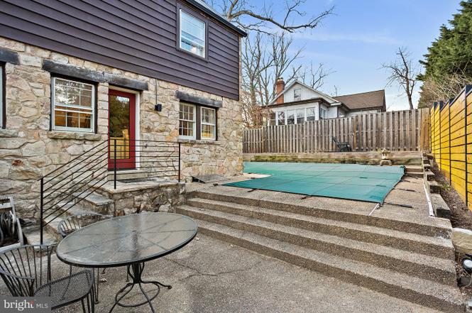 2347 South Arlington Ridge Road Arlington, VA 22202 - Photo 35 of 42 Charming outdoor retreat with pool.