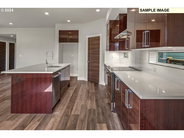 $719,950 | 12343 Southeast Falling Rain Way, Happy Valley, OR 97086